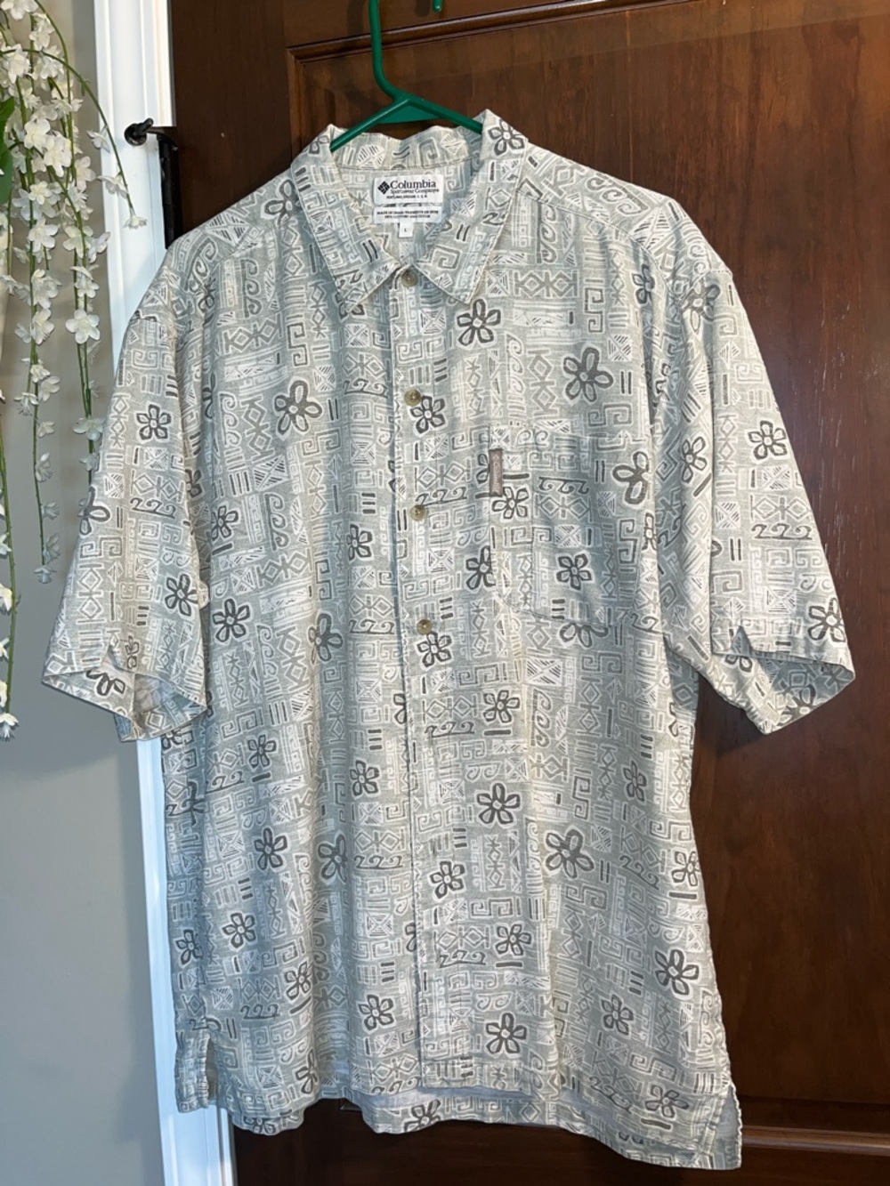 Columbia Men’s Gray Patterned Short-Sleeve Button-Up Shirt Size Large